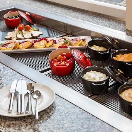 Zeitgeist Hauptbahnhof Hotel 4*
