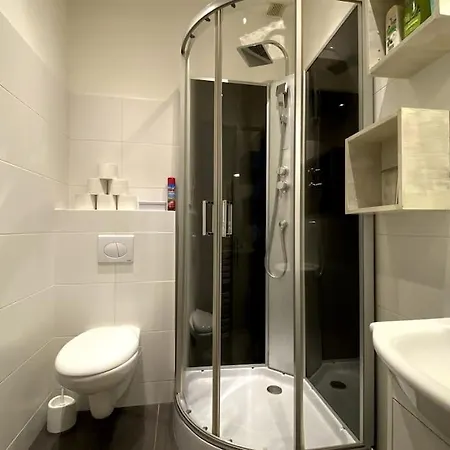 In Rudolfsheim-fuenfhaus Apartment *