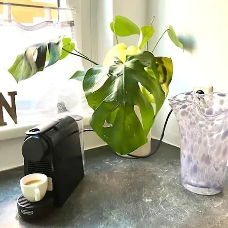 Cosy Nearly Hall And Subway Apartament *