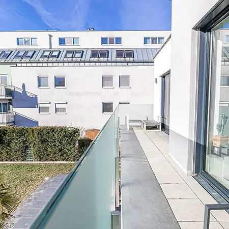 Luxury 6br-4ba With Private Pool & Sauna - Pets Allowed Villa *