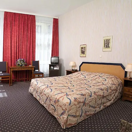 Отель Florum 4*