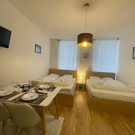 Cozy 5-person In 6 *
