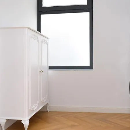 Gemuetliches Und Modernes Apartment,44 M²