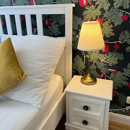 Apartment Gemuetliches Und Modernes Apartment,44 M² *