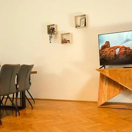Beautiful Near Hauptbahnhof Apartment Vienna