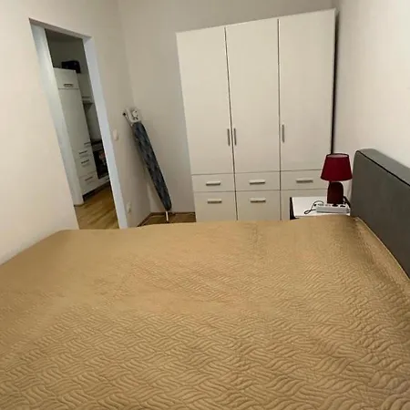 Cozy Two-room *