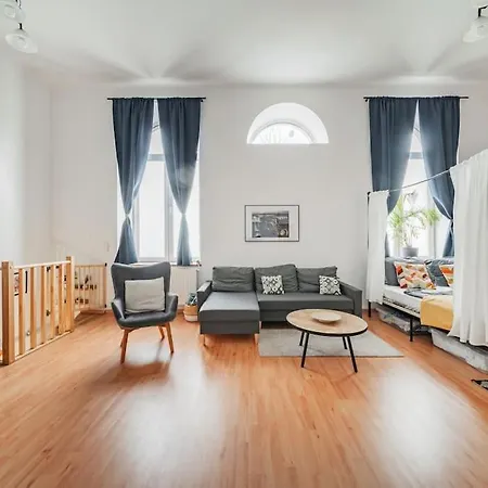 117 M² Near Nussdorferstrasse Apartment