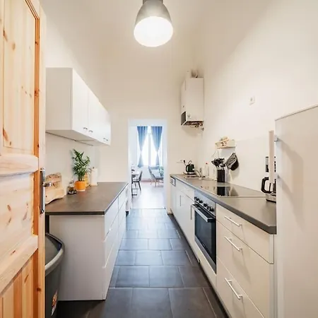 Apartment 117 M² Near Nussdorferstrasse Vienna