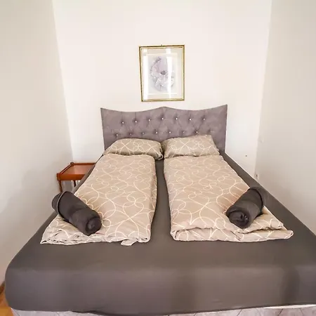 Big At Pragerstrasse Apartment Vienna
