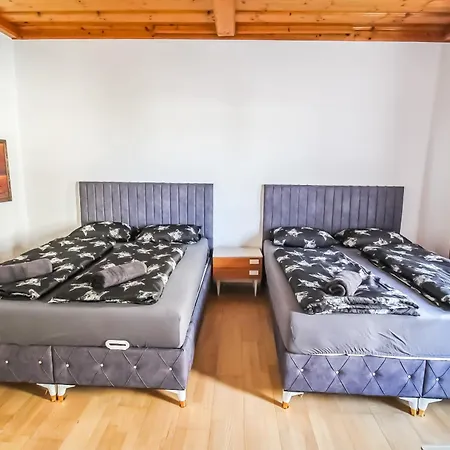 Big At Pragerstrasse Apartment