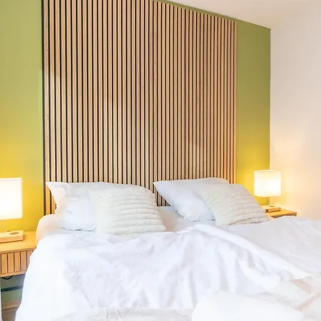 Charming 1br, Steps From Reumannplatz U1 Apartment *