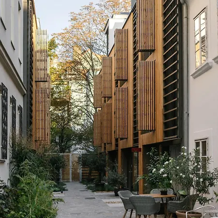 Kleines Stadthaus In Toplage Vienna