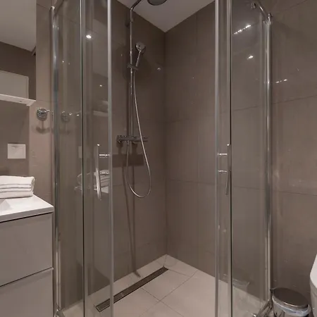 Apartment Pakat Residences Vienna