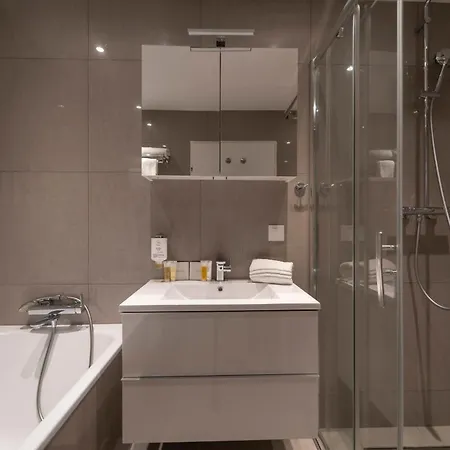 Apartment Pakat Residences