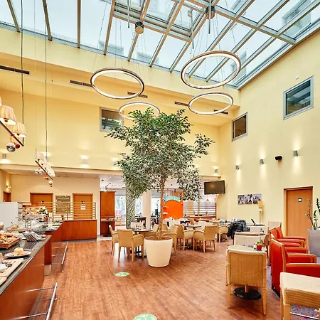 Ibis Hotell