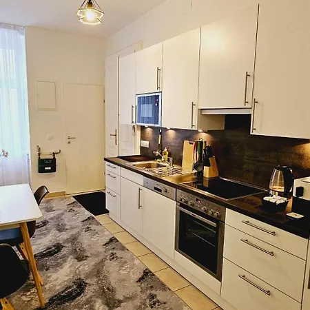 Apartman Royal - Opera