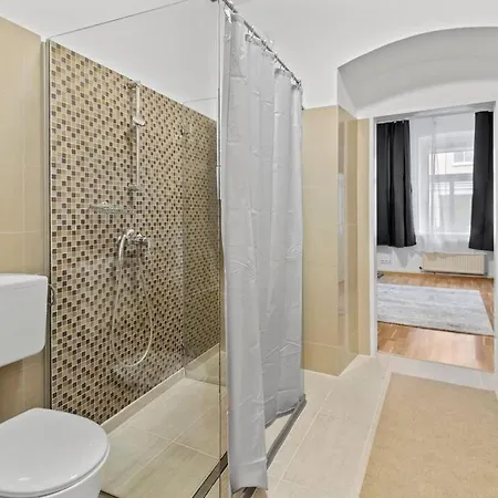 Апартаменты Modern Close To Center - 2br *