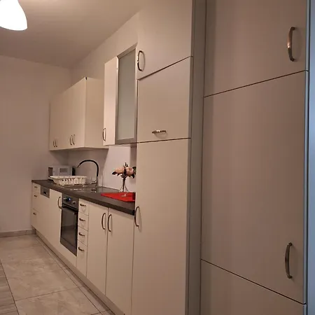 Betariel'com Donau Zentrum Apartment