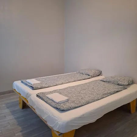 Betariel'com Donau Zentrum Apartment Vienna