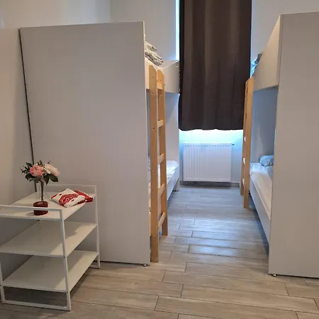 Betariel'com Donau Zentrum Apartment