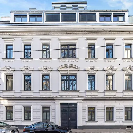 Chic Residences #suite 6 * Brand New * *