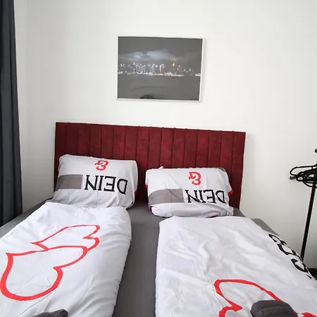 Big At Pragerstrasse