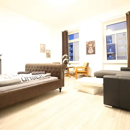 Big At Pragerstrasse Apartment