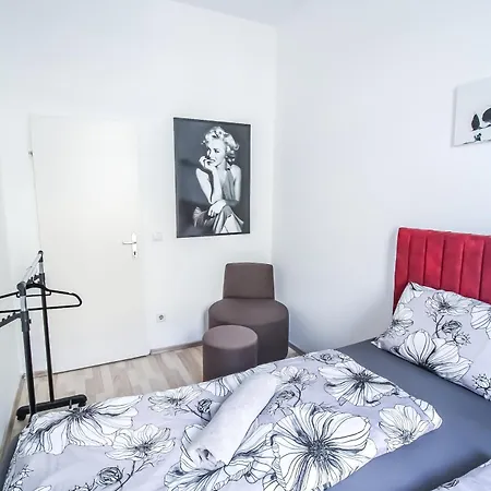 Apartment Big At Pragerstrasse *