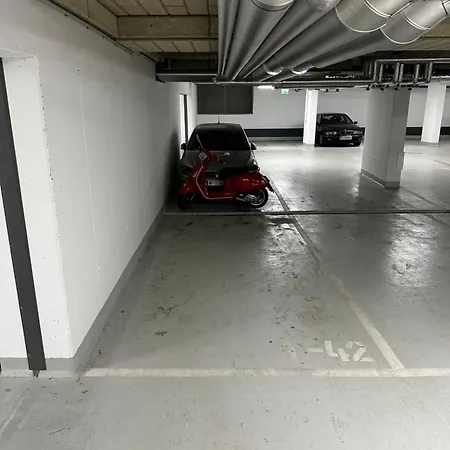 2-zimmer In Oberlaa Mit Privatem Tiefgaragen Platz *