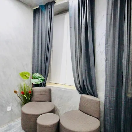 Family In Akh Area Apartment