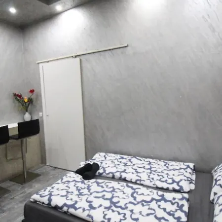 Family In Akh Area Apartment
