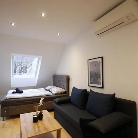 Comfort In Praterstern Area *