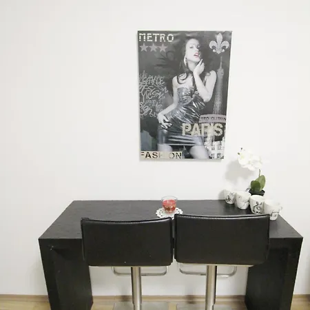 Apartment Family In Brigittenau