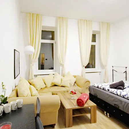 Family In Brigittenau Apartment