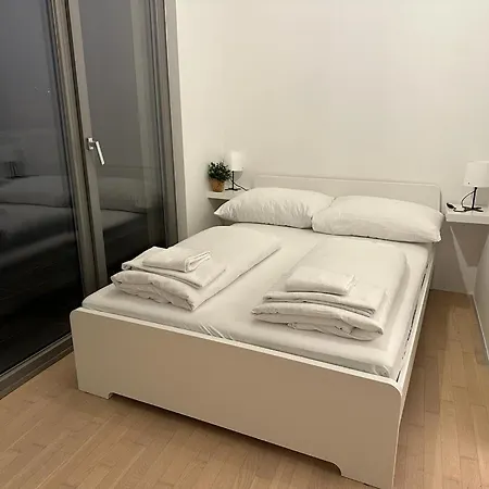 115m2 Luxury Flat - 3 Balconies - Free Parking Apartment
