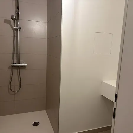 115m2 Luxury Flat - 3 Balconies - Free Parking *