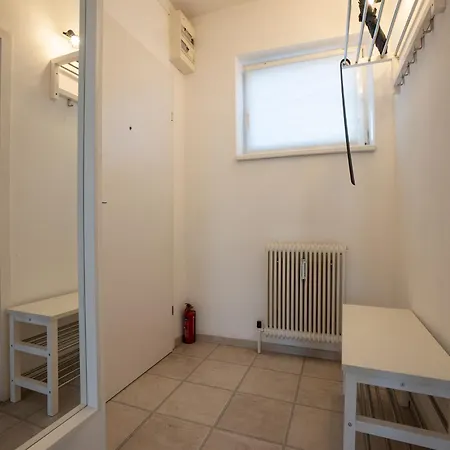 Belvedere Terrace Apartment: Central Retreat Apartment *