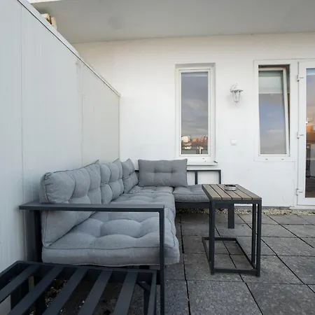 Belvedere Terrace Apartment: Central Retreat Apartment *