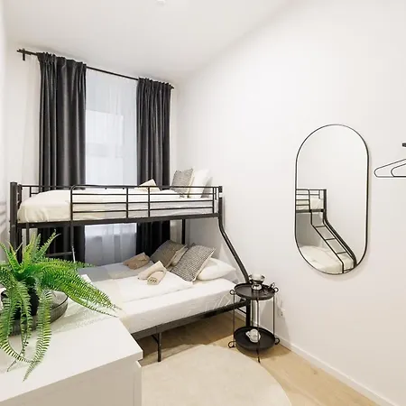 Style By Home2 * Vienna