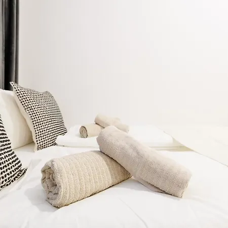 Style By Home2 * Vienna