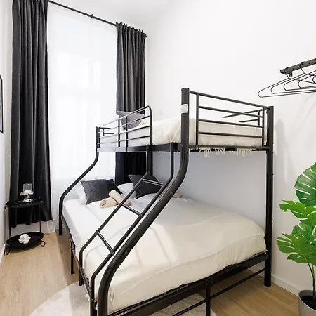 Style By Home2 Hostel *