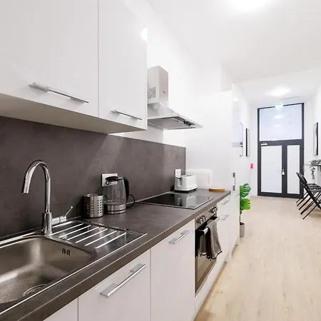 Style By Home2 * Vienna