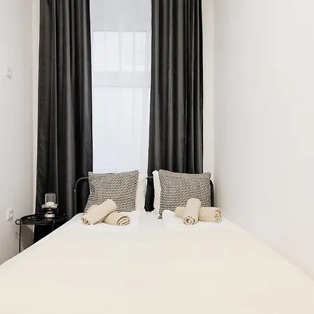 Hostel Style By Home2 *