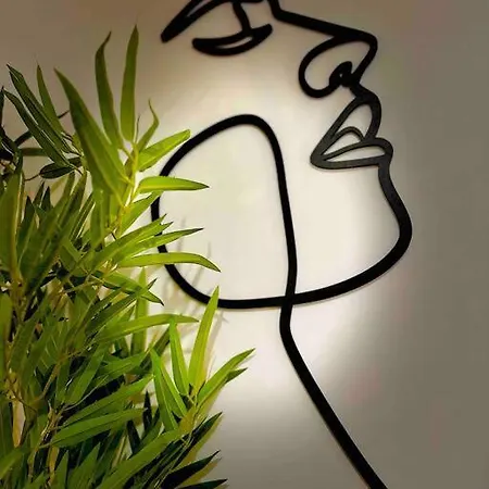 New!l! Exclusive Near Opera Appartement