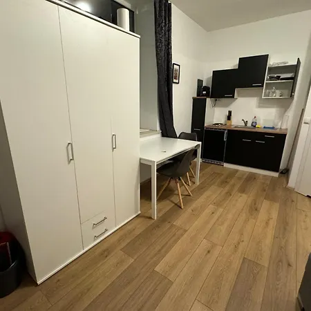 Apartment Stayeasy A#1 *