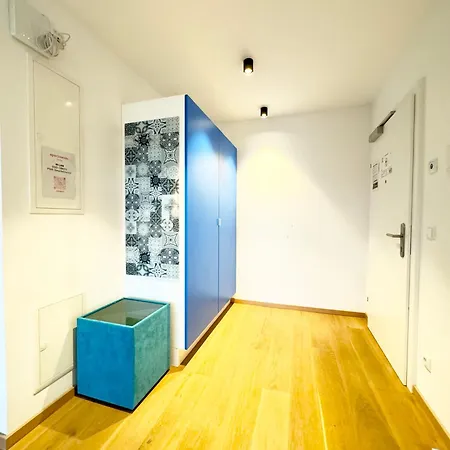 Apartment Mit Terrasse + Parkplatz