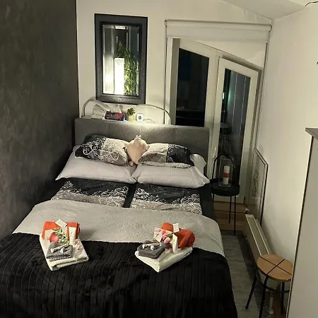 City-penthouse Mit 4 Terassen Und Whirlpool Apartment