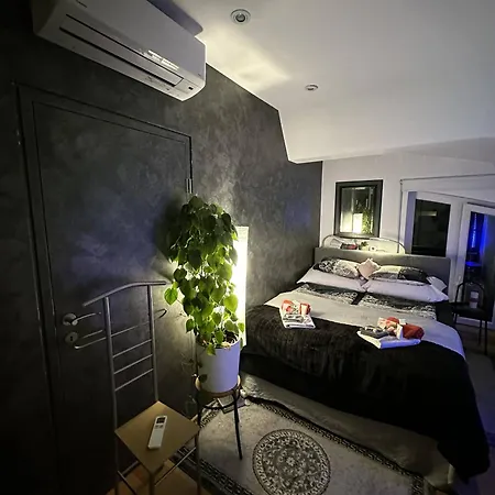 City-penthouse Mit 4 Terassen Und Whirlpool Apartment