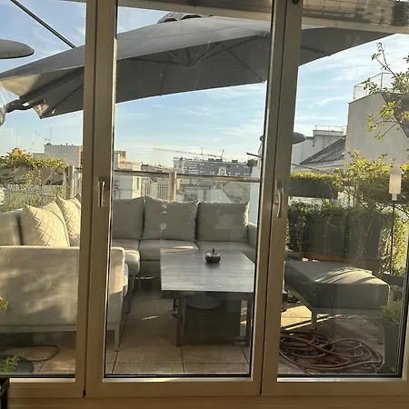 City-penthouse Mit 4 Terassen Und Whirlpool