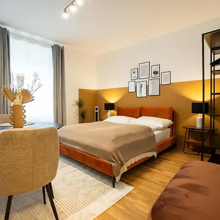 Stylish Modern In Location * Vienna